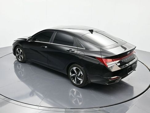 Used 2023 Hyundai Elantra Limited image 34