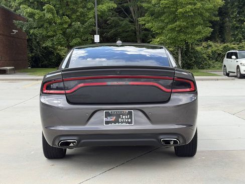 Used 2016 Dodge Charger R/T RWD image 23