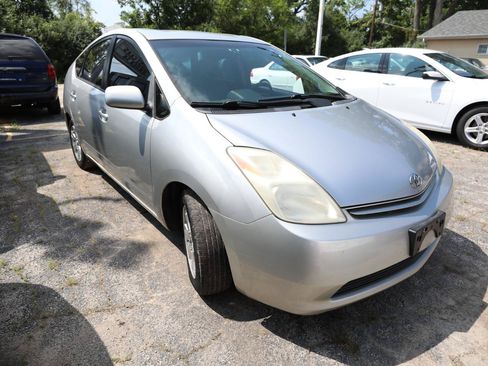 Used 2005 Toyota Prius FWD image 4