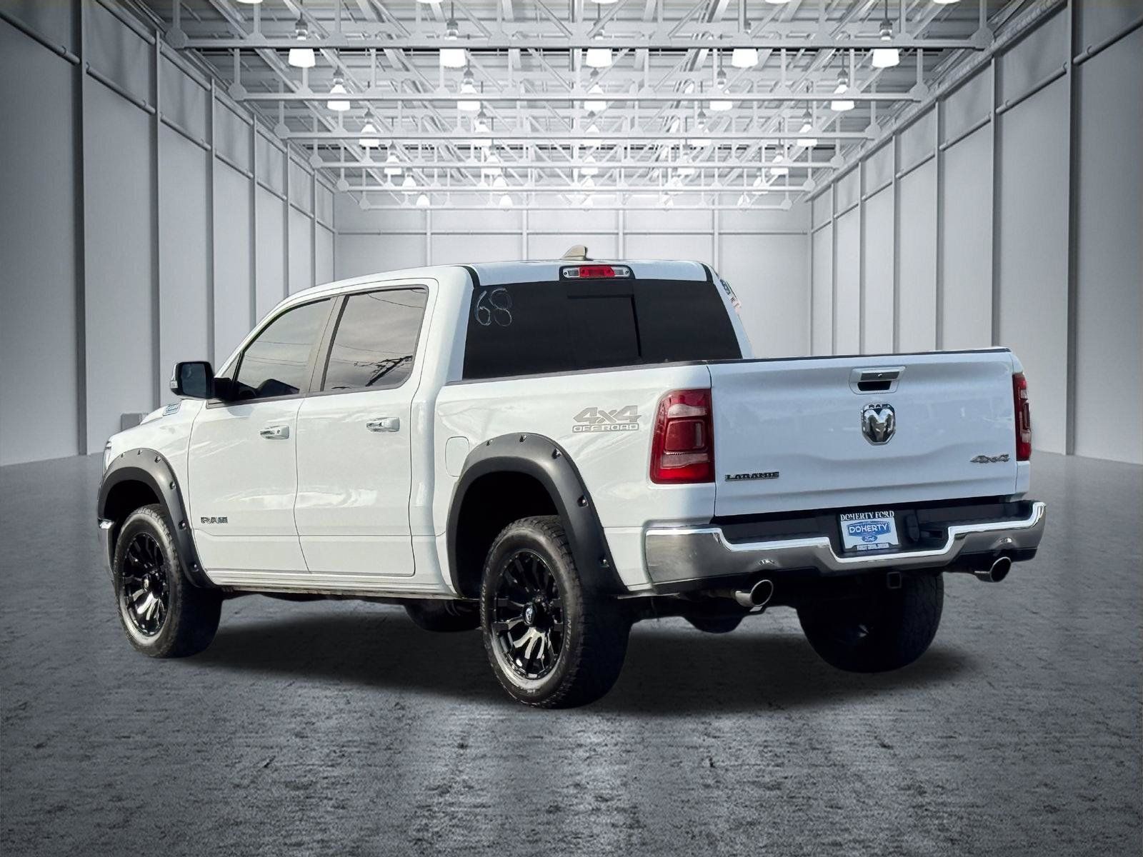 Used 2021 RAM 1500 Laramie w/ Off Road Group AWD/4WD image 10