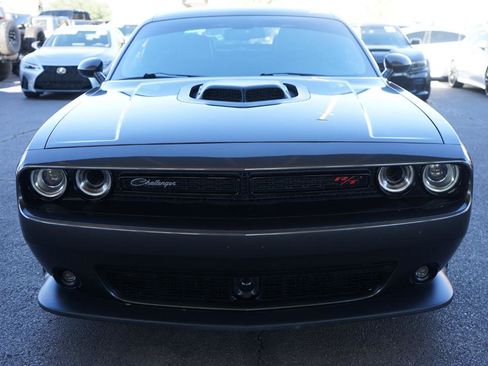 Used 2019 Dodge Challenger R/T Scat Pack w/ Shaker Package RWD image 8
