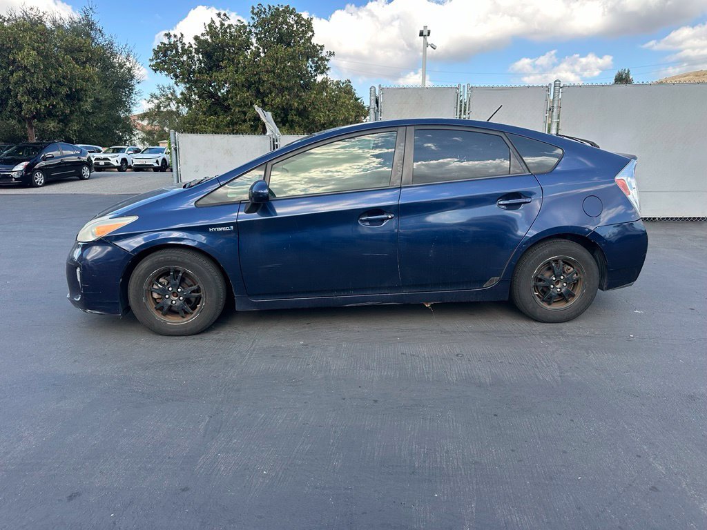 Used 2012 Toyota Prius Three w/ Solar Roof Pkg FWD image 2