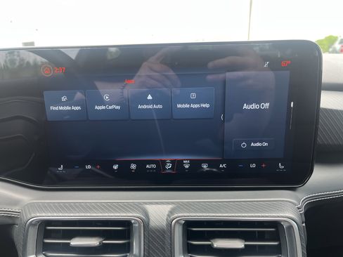 Used 2025 Ford Mustang Premium image 26