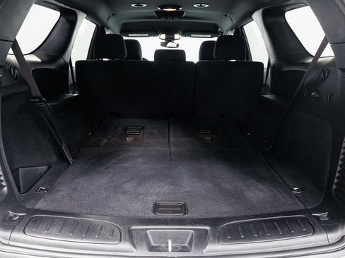 Used 2021 Dodge Durango SXT image 25