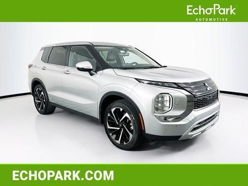 Used 2024 Mitsubishi Outlander SE AWD/4WD image 1