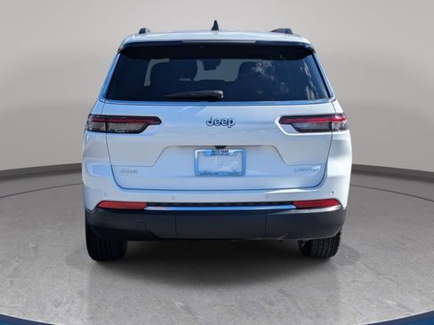 New 2025 Jeep Grand Cherokee L Laredo w/ Trailer Tow Package AWD/4WD image 6