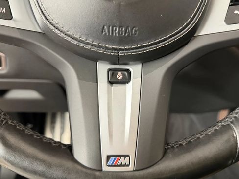 Used 2022 BMW X7 xDrive40i w/ M Sport Package AWD/4WD image 20