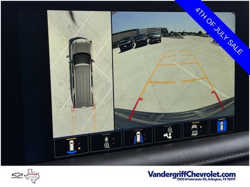 Used 2022 Chevrolet Tahoe LT w/ LT Signature Package RWD image 17