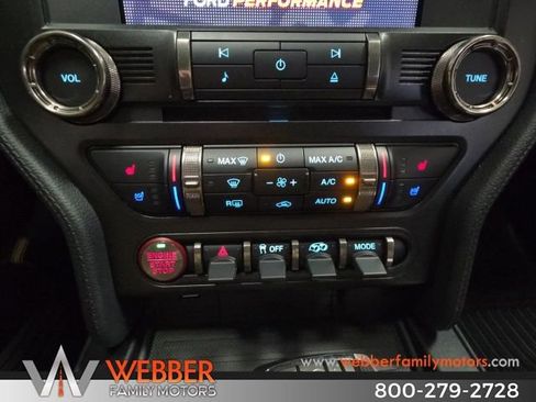 Used 2021 Ford Mustang Shelby GT500 w/ Technology Package image 21