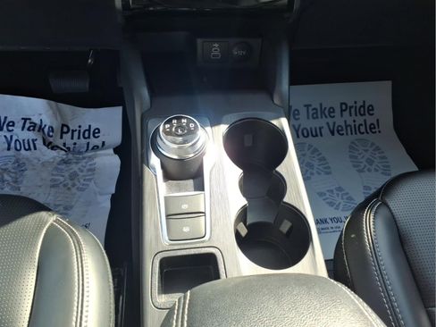 Used 2025 Ford Escape Platinum image 13