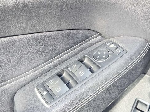 Used 2019 Mercedes-Benz GLS 450 4MATIC image 38