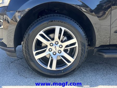 Certified 2024 Ford Expedition Max Limited image 34