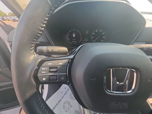Used 2025 Honda CR-V EX-L image 18