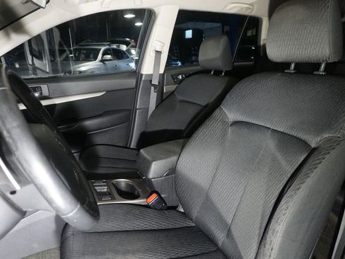 Used 2012 Subaru Outback 2.5i Premium w/ All-Weather Pkg AWD/4WD image 10