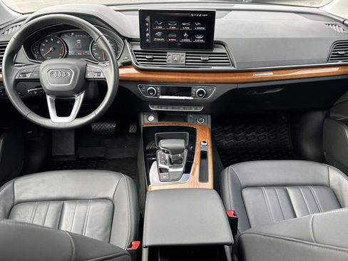 Used 2023 Audi Q5 2.0T Premium w/ Convenience Package AWD/4WD image 17