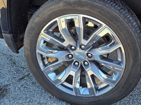 Used 2024 GMC Sierra 1500 Denali w/ Denali Reserve Package image 12