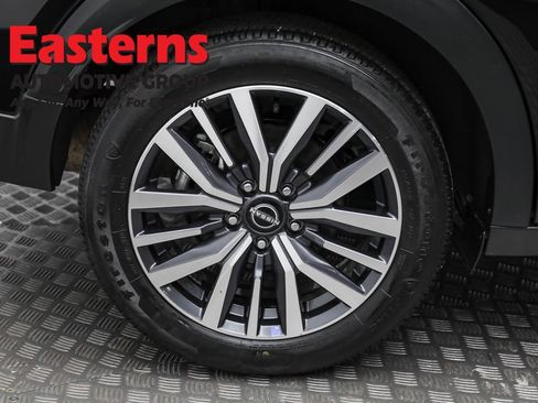 Used 2024 Nissan Kicks SR image 27