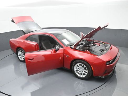 Used 2025 Dodge Charger R/T w/ Sun & Sound Package image 71