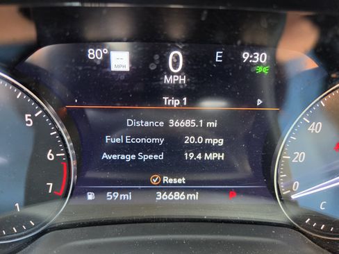 Used 2022 Buick Envision Essence w/ Technology Package I FWD image 12