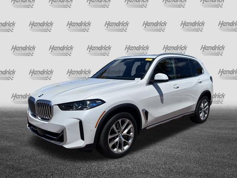 Certified 2026 BMW X5 xDrive40i AWD/4WD image 5