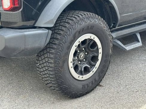 Used 2023 Ford Bronco 4-Door w/ Sasquatch Package AWD/4WD image 6