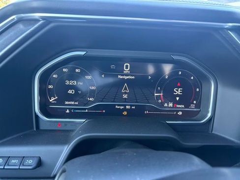 Used 2024 GMC Sierra 2500 Denali Ultimate image 13