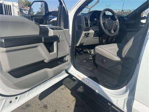 Used 2022 Ford F550 2WD Crew Cab Super Duty w/ Power Equipment Group image 16