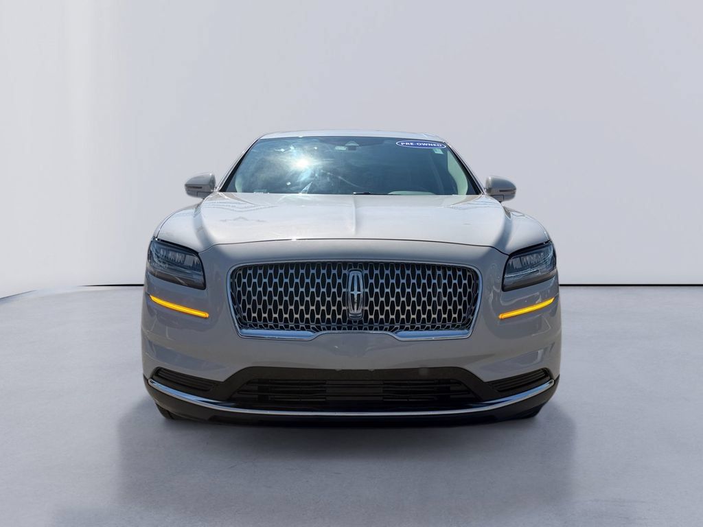 Used 2022 Lincoln Nautilus AWD w/ Premium Package image 8