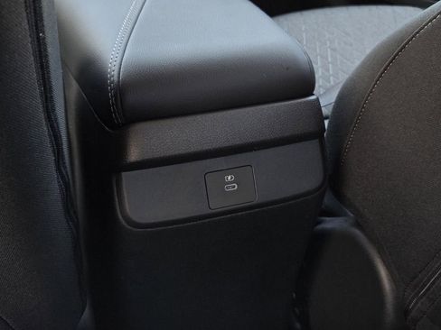 New 2026 Nissan Sentra SV w/ Floor Mat Package FWD image 12