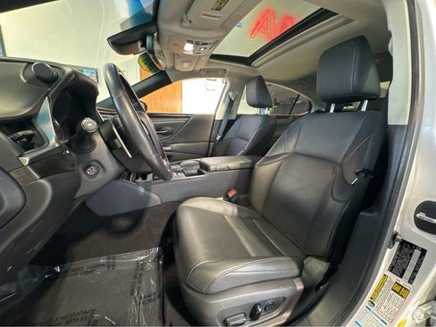 Used 2021 Lexus ES 250 w/ Premium Package AWD/4WD image 5