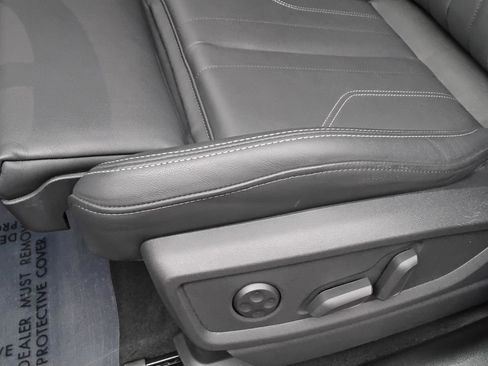 Certified 2024 Audi Q5 e Premium w/ Convenience Package image 16