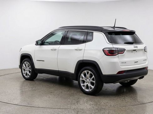 Used 2025 Jeep Compass Limited AWD/4WD image 6