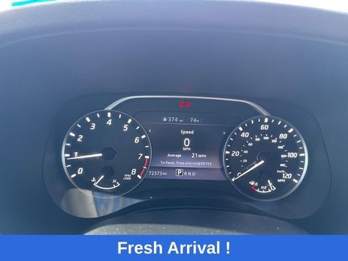 Used 2022 Nissan Frontier SV image 3