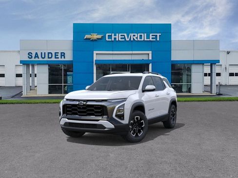 New 2026 Chevrolet Equinox ACTIV w/ Convenience Package III AWD/4WD image 8