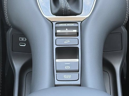 Used 2027 Honda HR-V EX-L image 31
