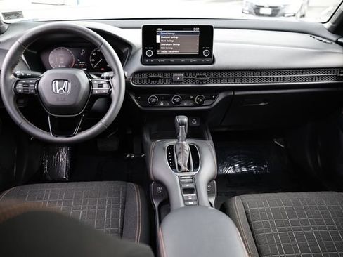 Certified 2025 Honda HR-V Sport image 26