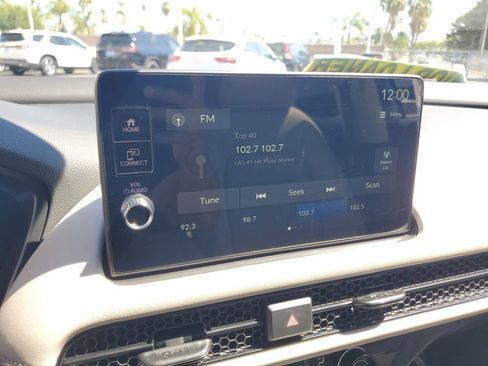 Certified 2026 Honda HR-V LX image 28