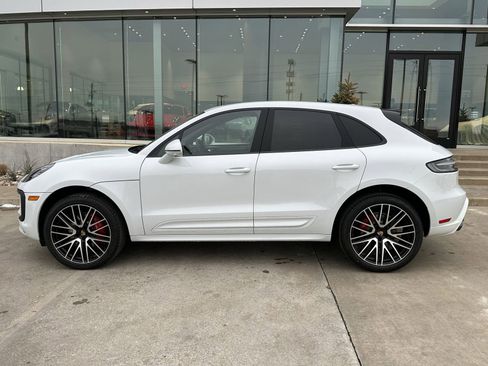 New 2026 Porsche Macan S image 2