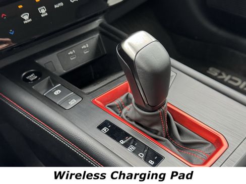 Used 2025 Nissan Kicks SR w/ Illumination Package image 11