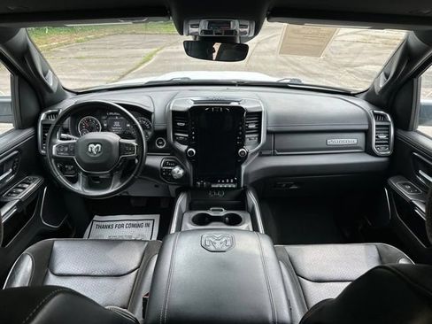 Used 2024 RAM 1500 Laramie AWD/4WD image 10