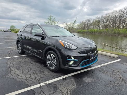 Used 2022 Kia Niro EX w/ Cold Weather Package FWD image 52