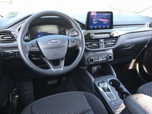 New 2026 Ford Escape Active image 2
