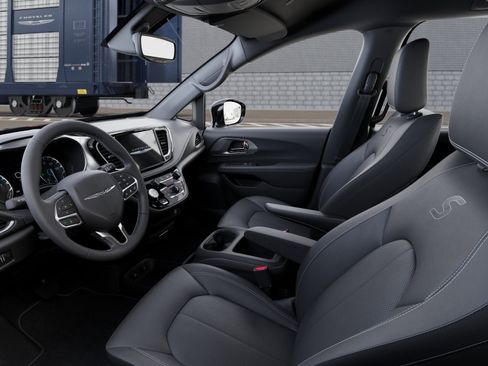 New 2026 Chrysler Pacifica Select w/ S Appearance Package image 23