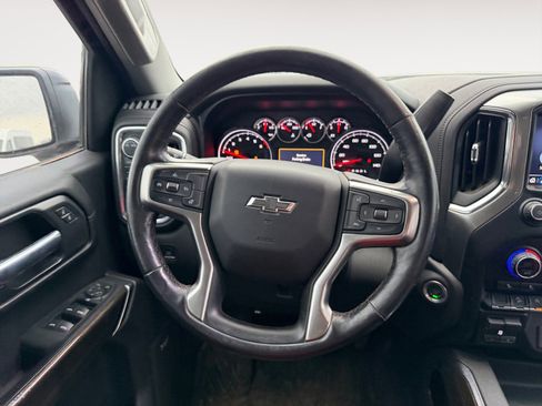Used 2021 Chevrolet Silverado 1500 LT Trail Boss w/ Convenience Package II AWD/4WD image 12