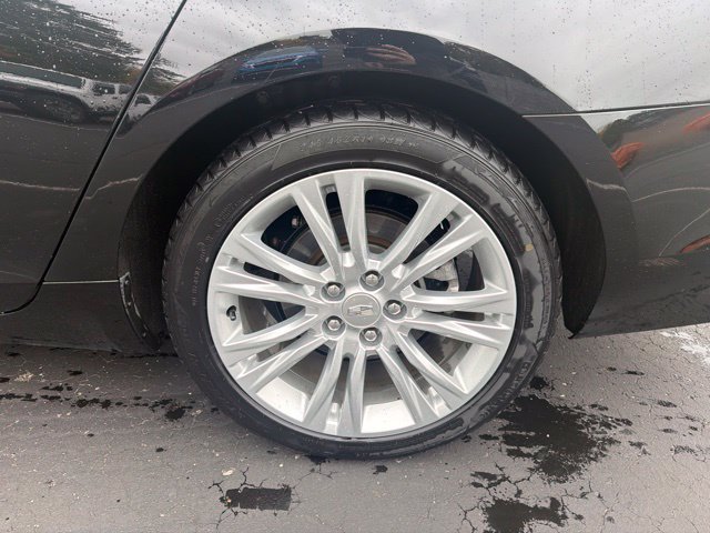 Used 2018 Cadillac XTS Luxury w/ Driver Awareness Package AWD/4WD image 12