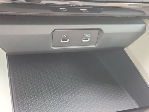 Used 2024 Honda Accord EX-L image 24