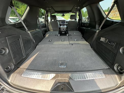 Used 2021 GMC Yukon Denali w/ Denali Premium Package AWD/4WD image 47