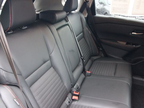 Certified 2025 Nissan Rogue SV AWD/4WD image 24