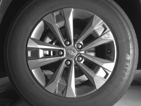 Used 2025 Chevrolet Equinox LT FWD image 12