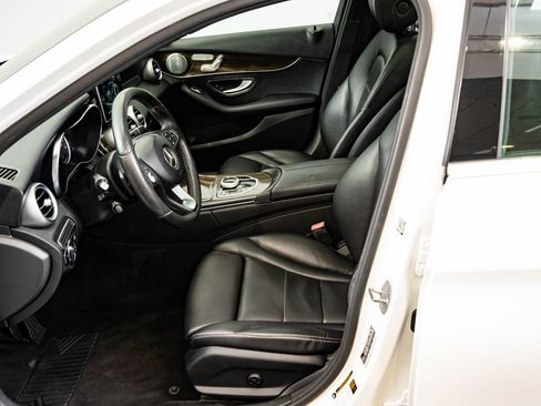 Used 2018 Mercedes-Benz C 300 4MATIC Sedan image 23
